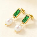 Stainless steel waterproof earrings with emerald with pearl and modern design detail