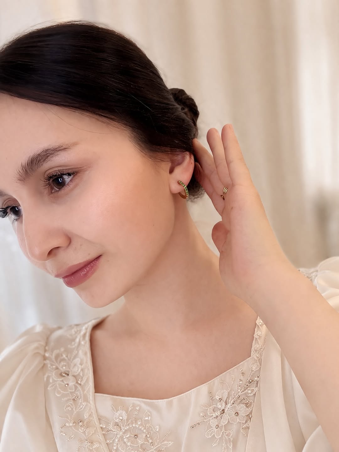 VeroSteel customer jewelry styling photo