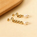 Asymmetrical Chain with Pearl Earrings